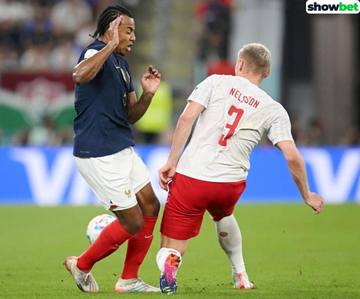 丹麦翻盘乌拉圭，恩昆库高光表现