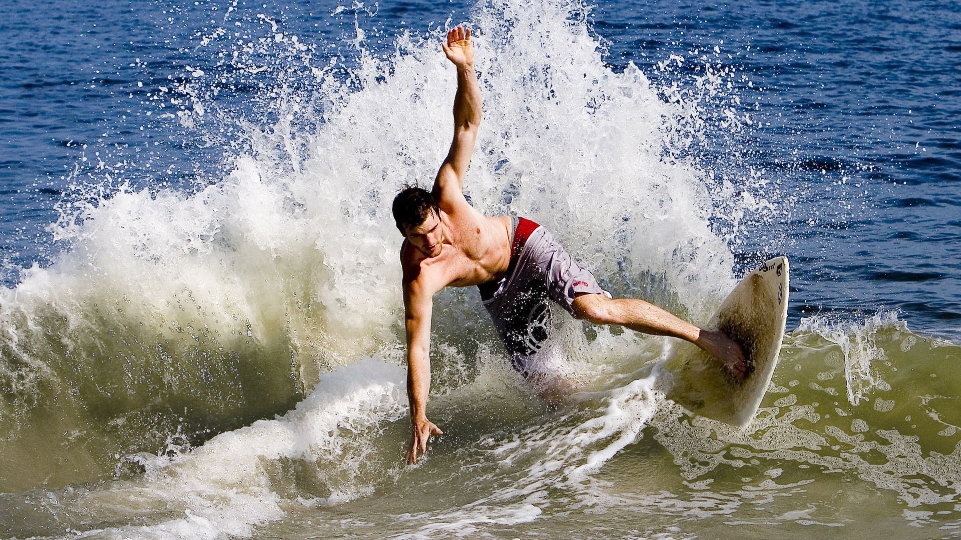 锡安之夜，当未来在总决赛舞台上提前降临